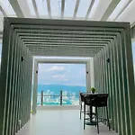 Crown Suites Agile Bukit Bintang Kuala Lumpur City Center