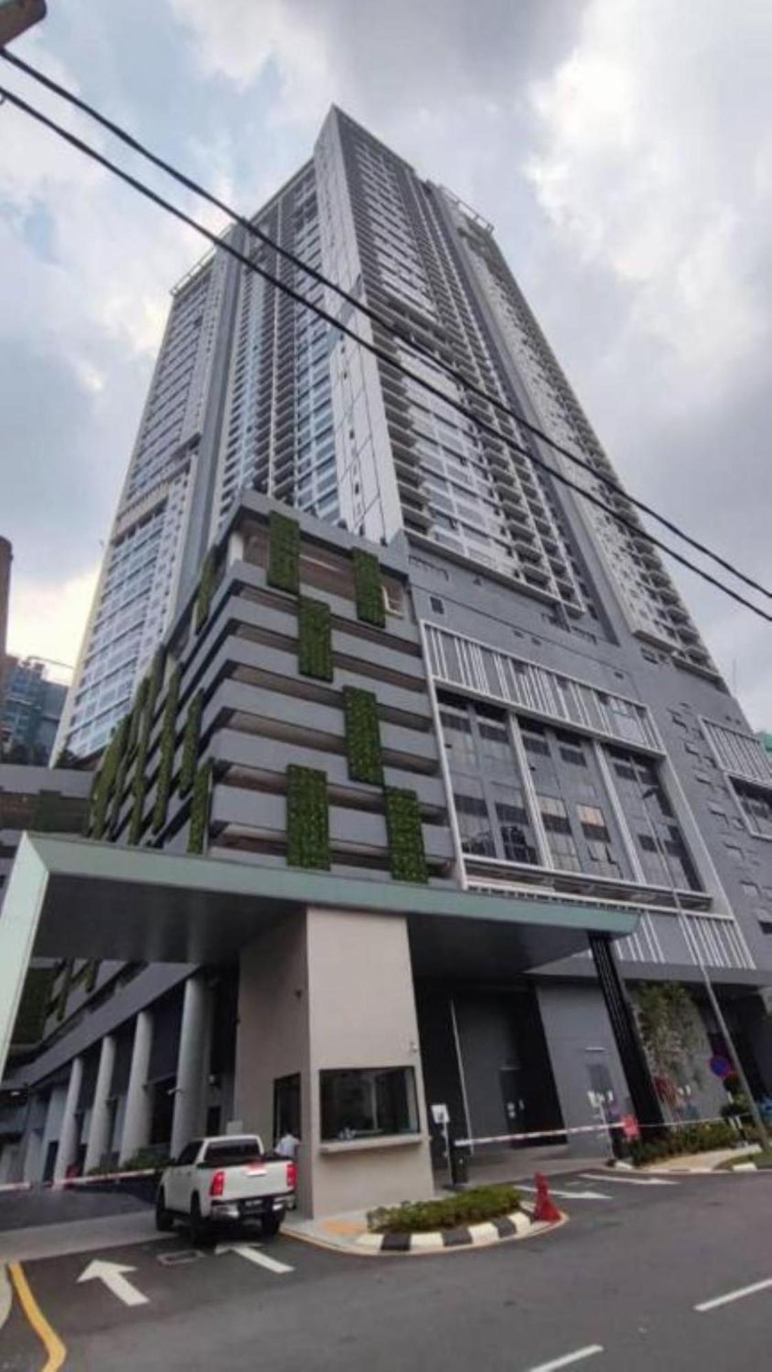 Pangsapuri Crown Agile Bukit Bintang City Center Kuala Lumpur