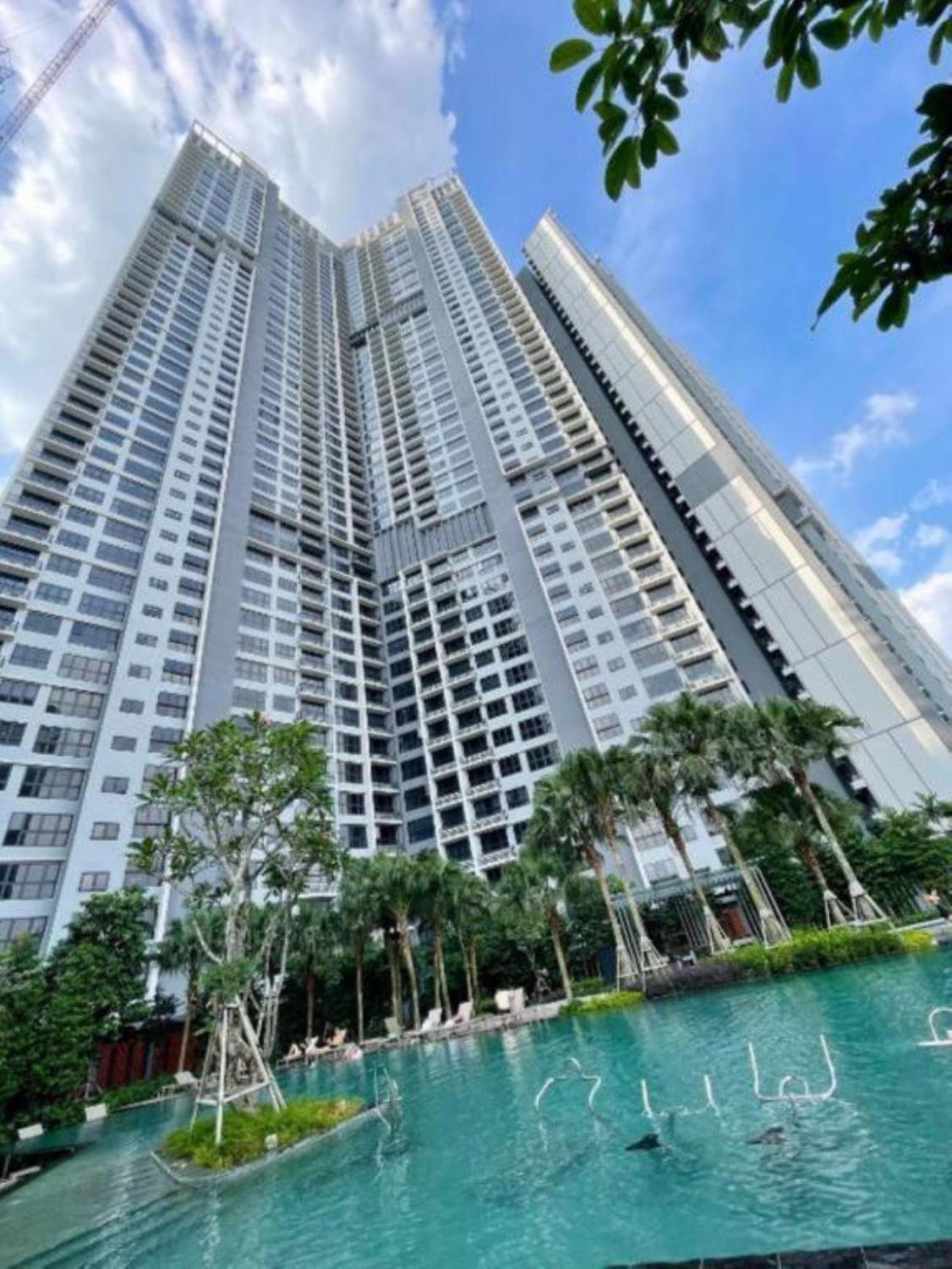 Crown Agile Bukit Bintang City Center *