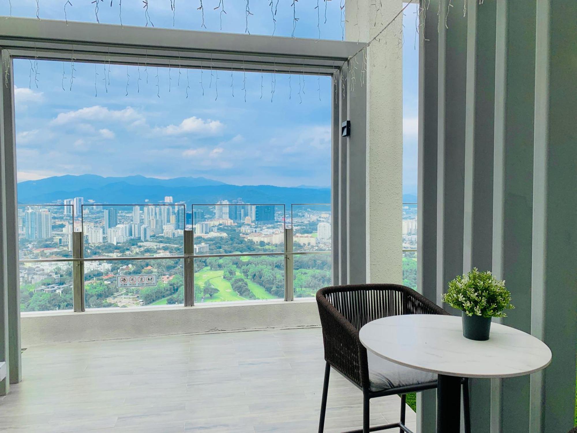 Pangsapuri Crown Agile Bukit Bintang City Center Kuala Lumpur
