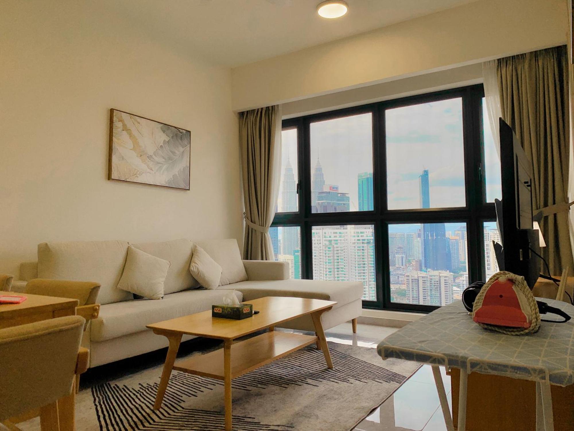 Pangsapuri Crown Agile Bukit Bintang City Center Kuala Lumpur